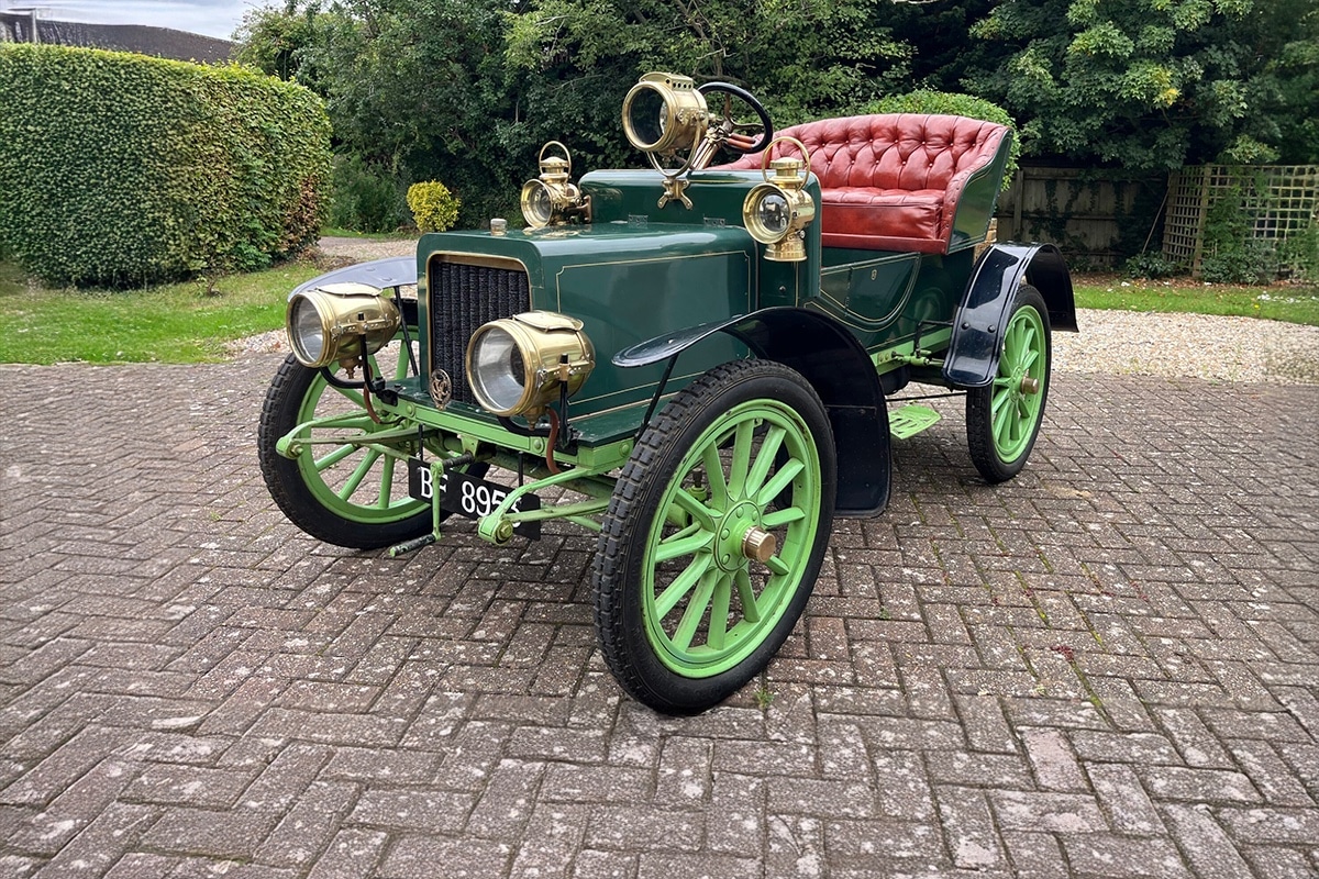 Vehicle 1