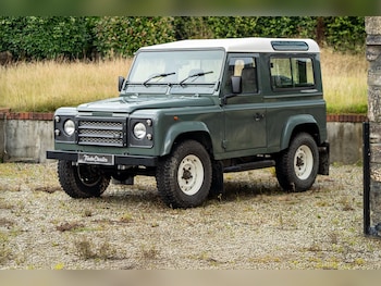 Used Land Rover Defender 1998 for sale - 75807401: Photo