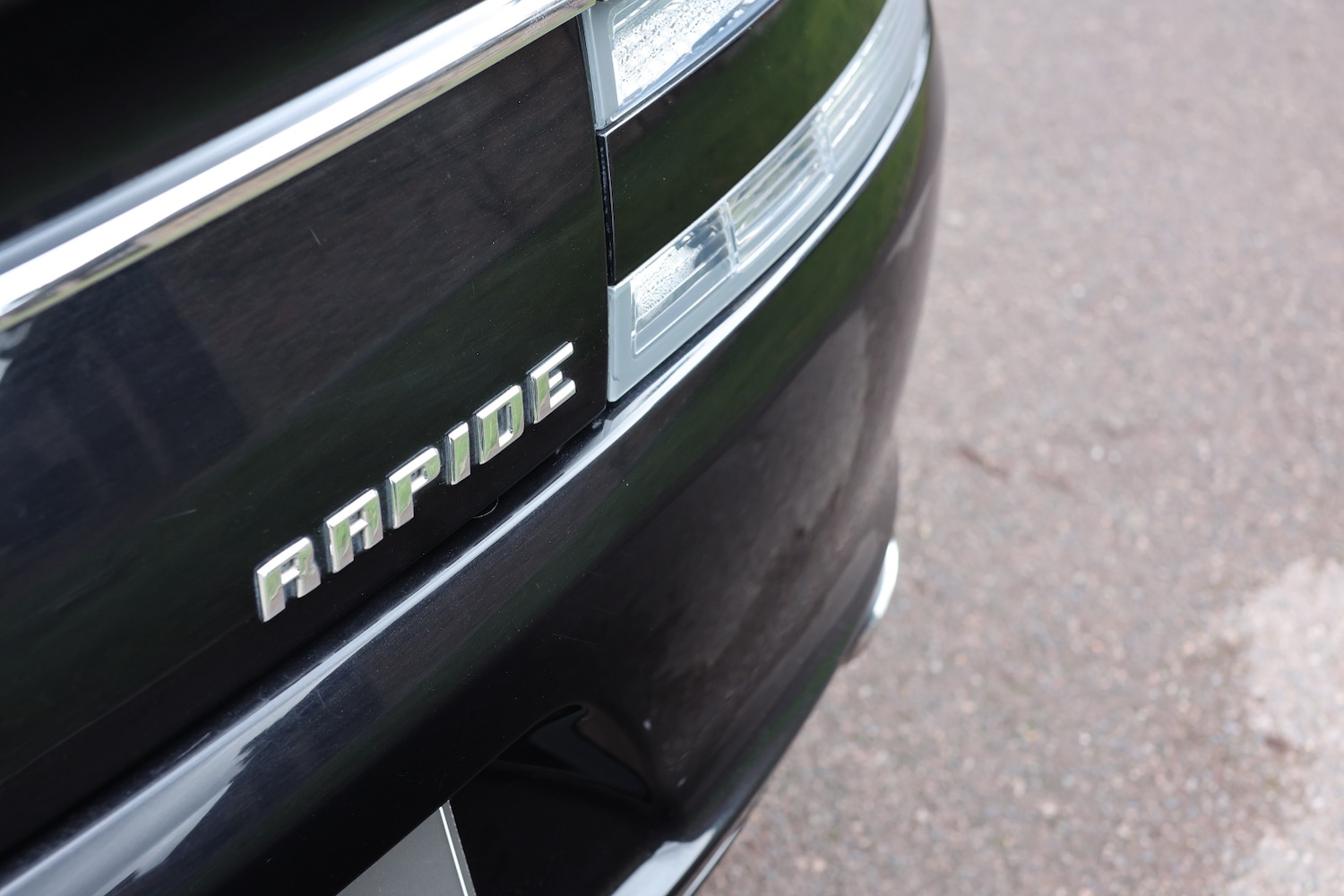 Used Aston Martin Rapide 2010 for sale - 77610366: Photo 4