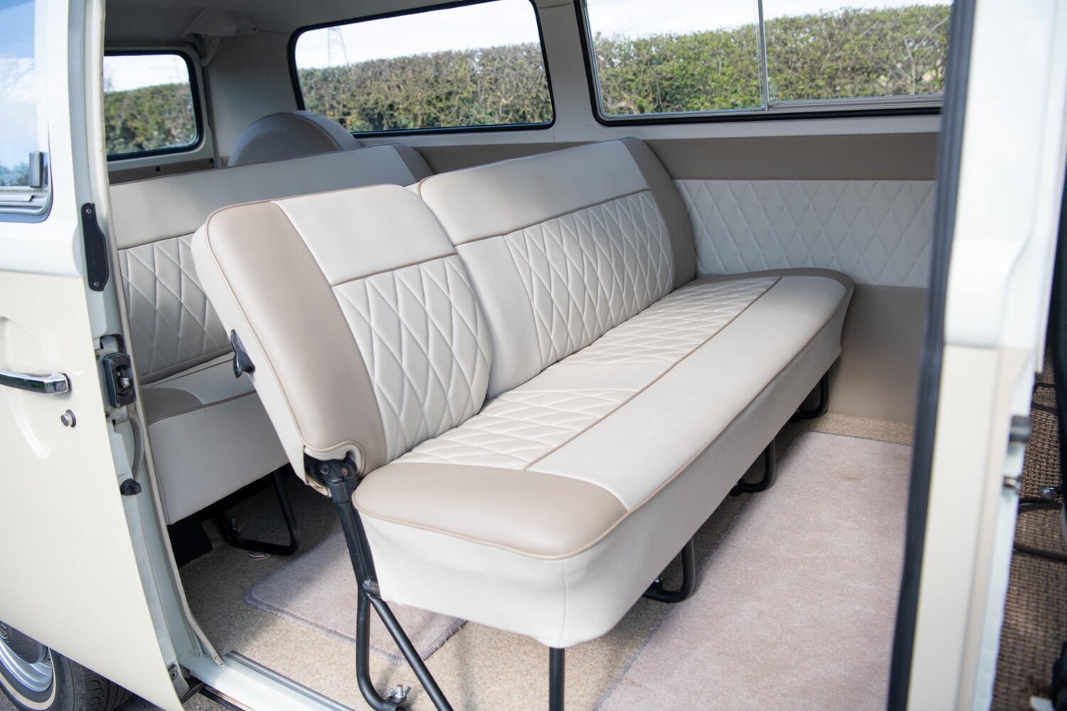 Used Volkswagen Campervan 2014 for sale - 78183202: Photo 6