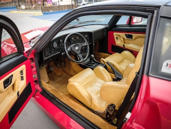 Alfa Romeo SZ feature image 3