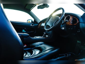 Used Jaguar XK8 2005 for sale - 77003609: Photo