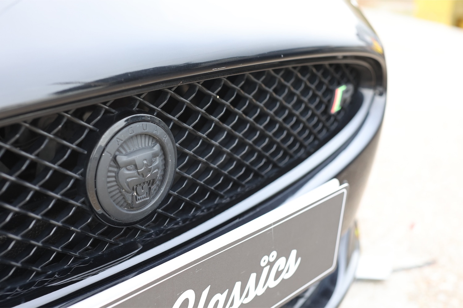 Used Jaguar XK 2012 for sale - 77610351: Photo 4