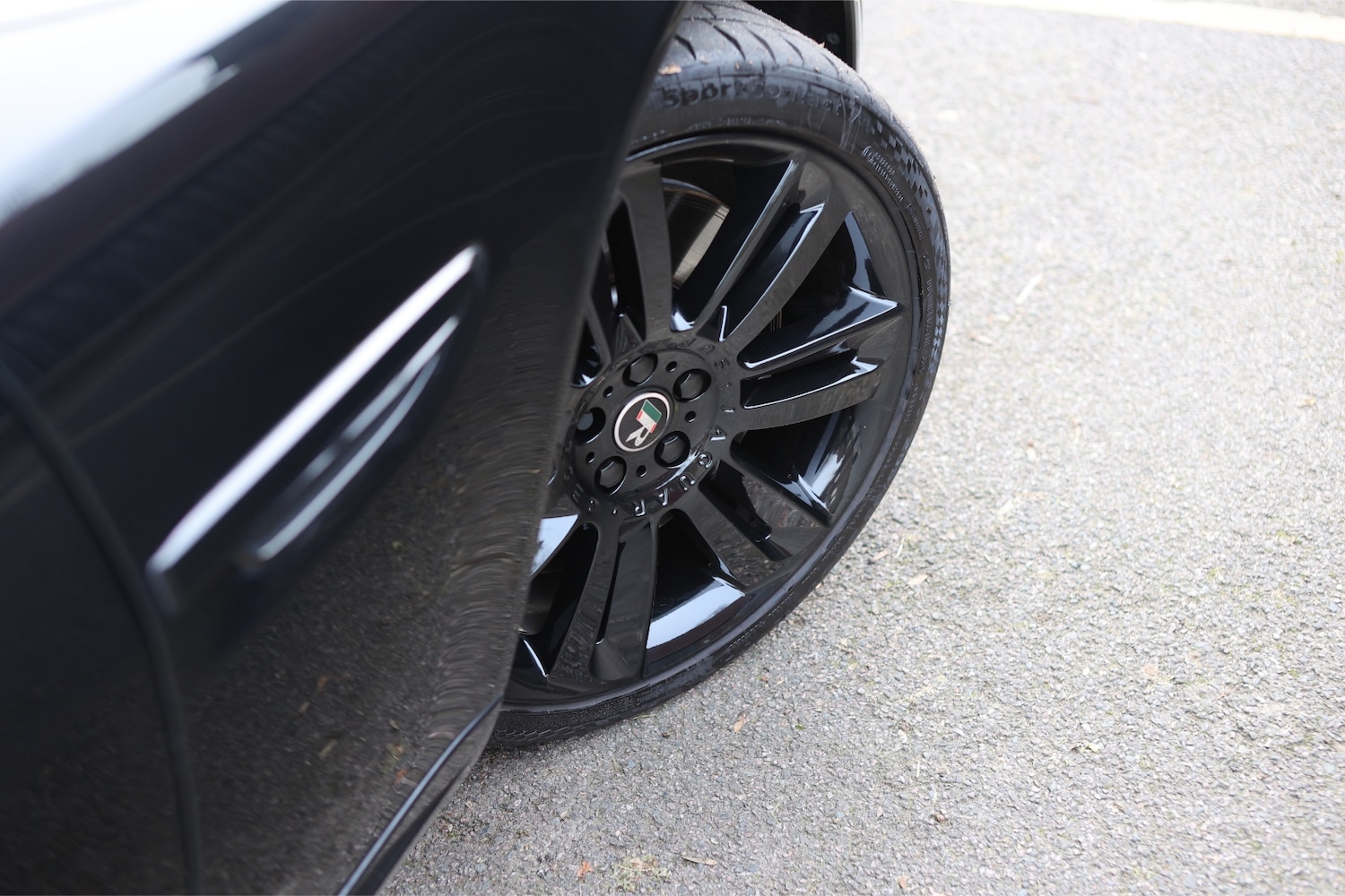 Used Jaguar XK 2012 for sale - 77610351: Photo 5