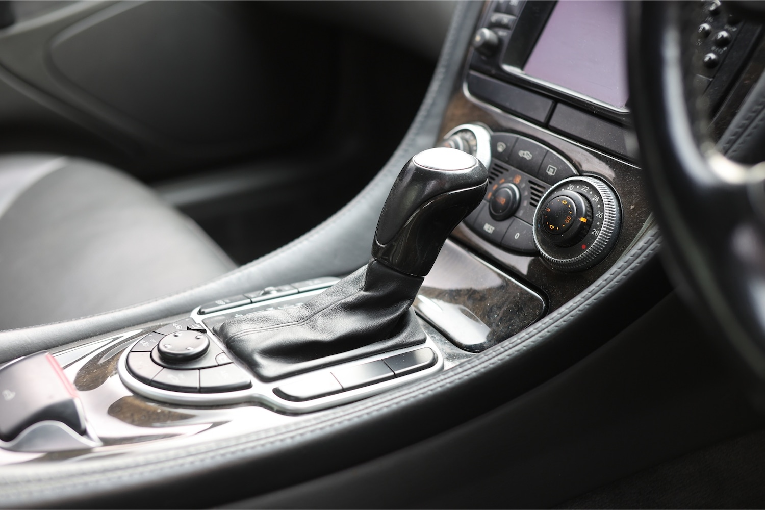 Used Mercedes-Benz S-Class 2004 for sale - 76165400: Photo 9