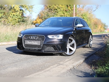 Audi RS4 feature image 1
