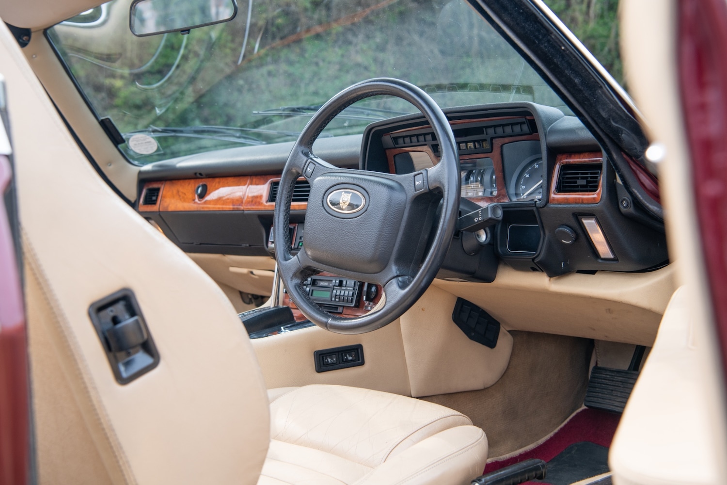 Used Jaguar XJS 1991 for sale - 78031111: Photo 3