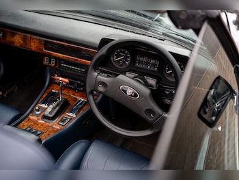 Used Jaguar XJS 1988 for sale - 76165408: Photo 3