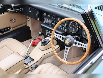 Used Jaguar E-Type 1969 for sale - 76567884: Photo