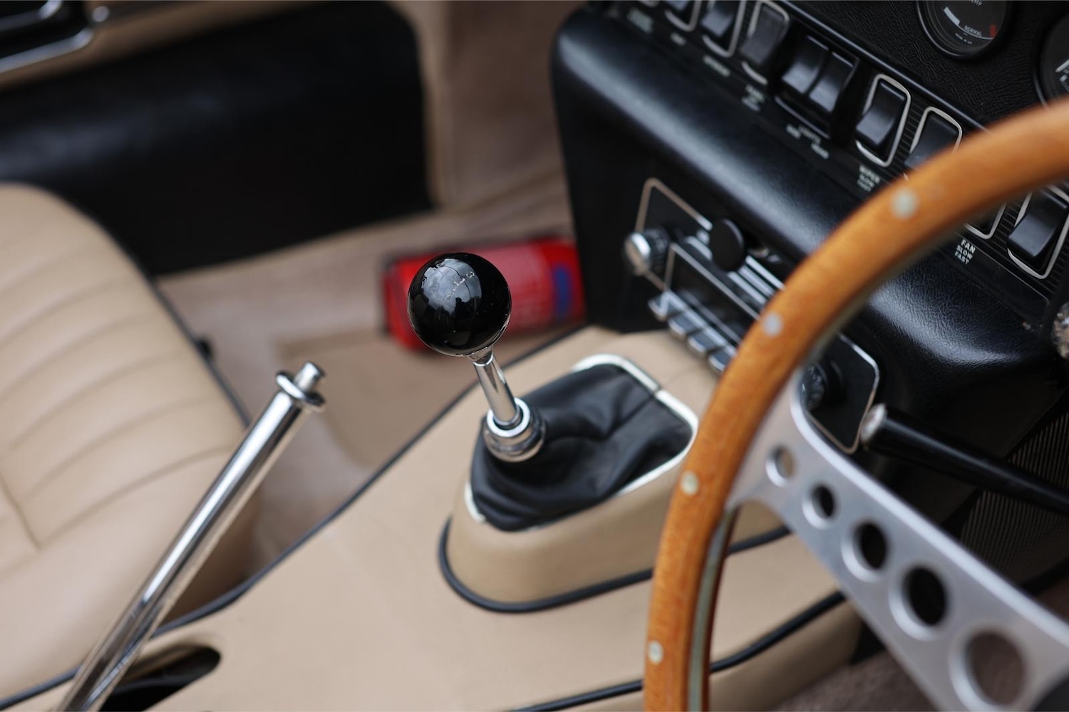 Used Jaguar E-Type 1989 for sale - 76567884: Photo 9