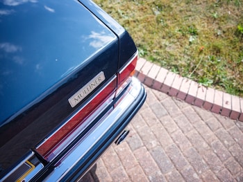 Used Bentley Brooklands 1998 for sale - 75925355: Photo