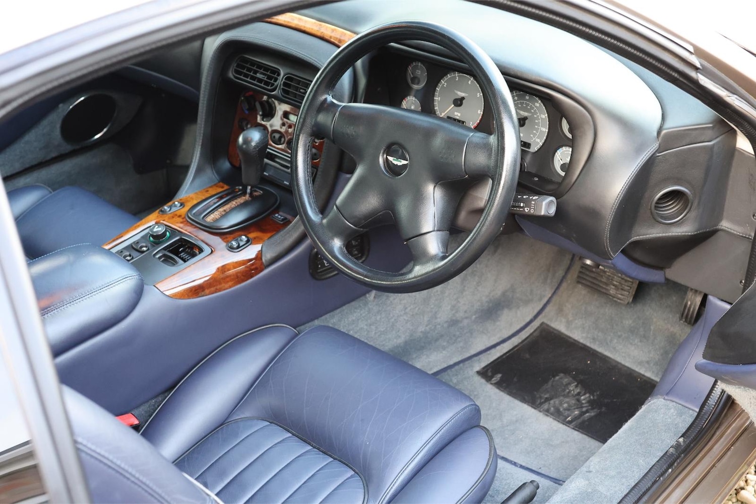 Used Aston Martin DB7 1995 for sale - 76643779: Photo 3