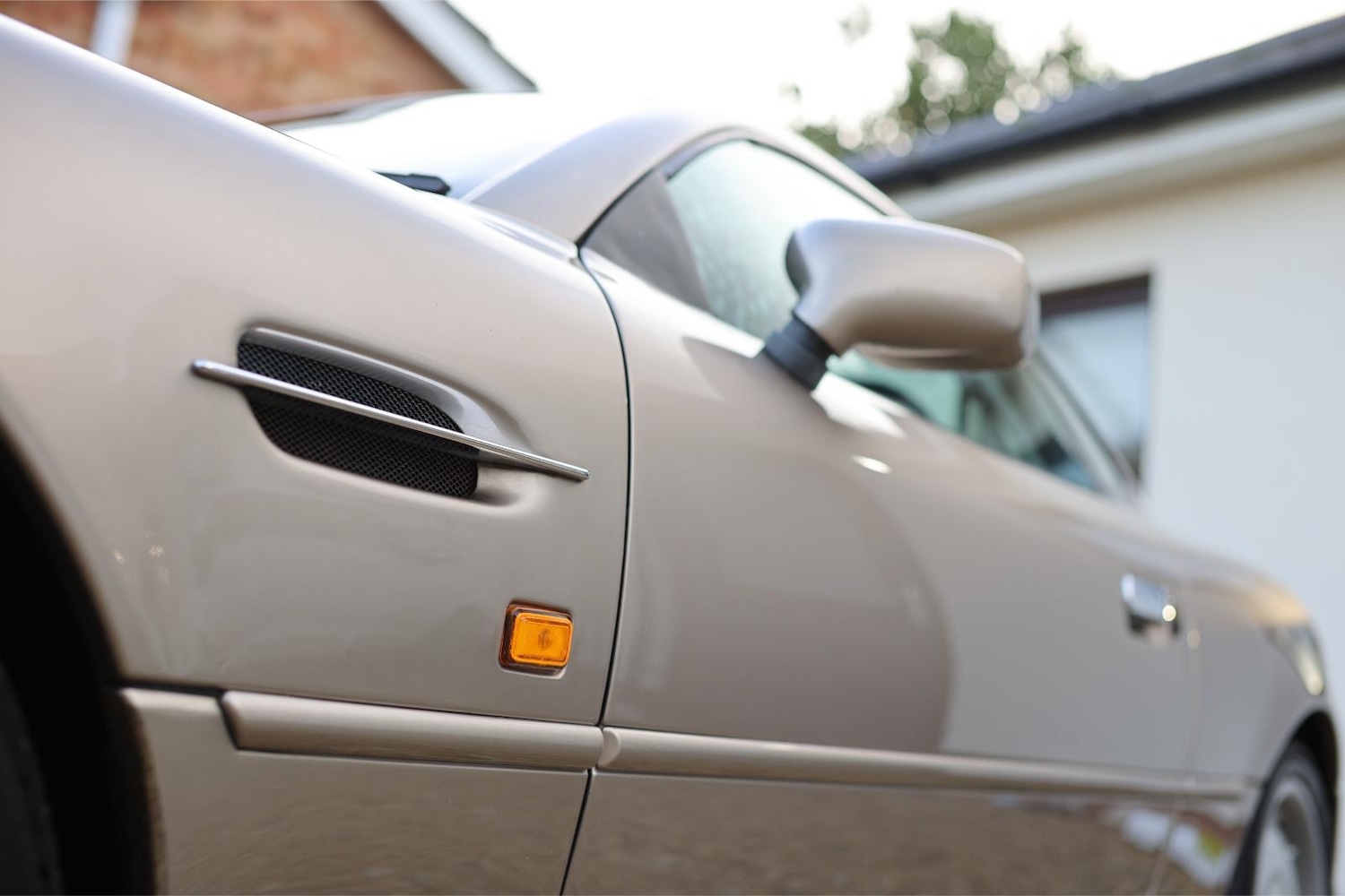 Used Aston Martin DB7 1995 for sale - 76643779: Photo 8