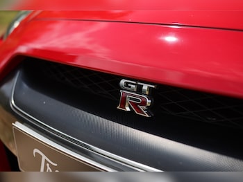 Used Nissan GT-R 2009 for sale - 79367525: Photo