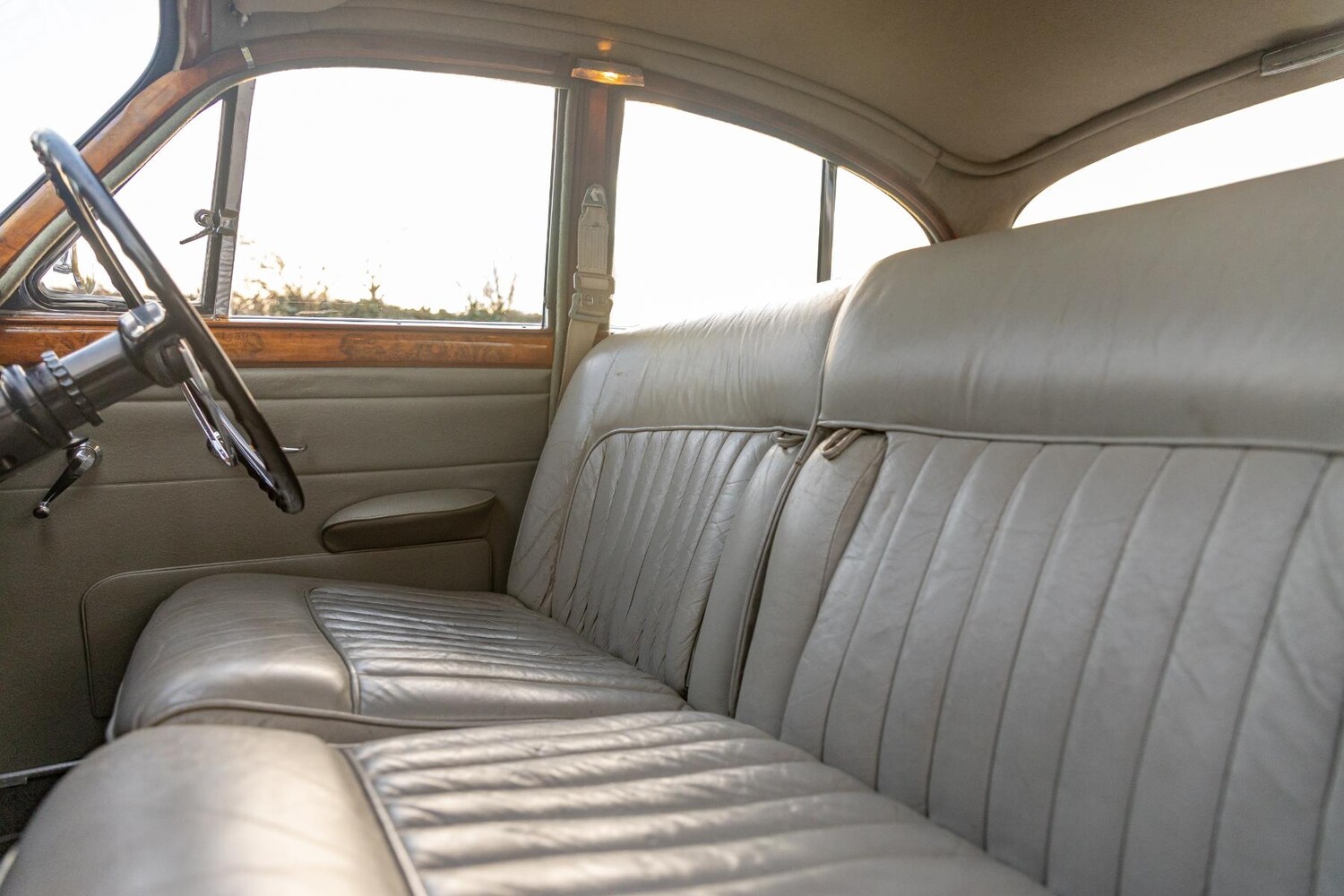 Used Daimler V8 1966 for sale - 77965592: Photo 7