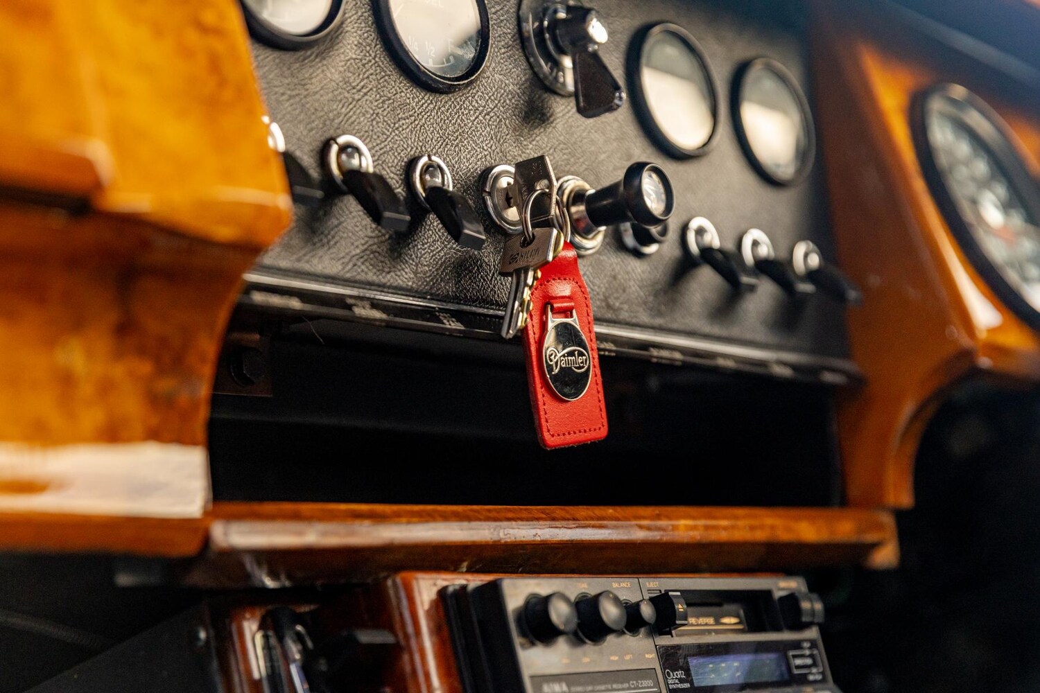 Used Daimler V8 1966 for sale - 77965592: Photo 9