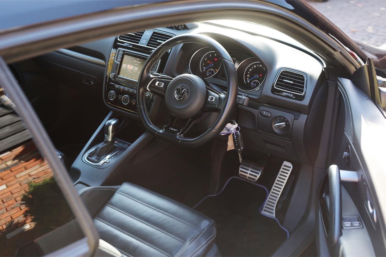 Used Volkswagen Scirocco 2015 for sale - 77450815: Photo 3