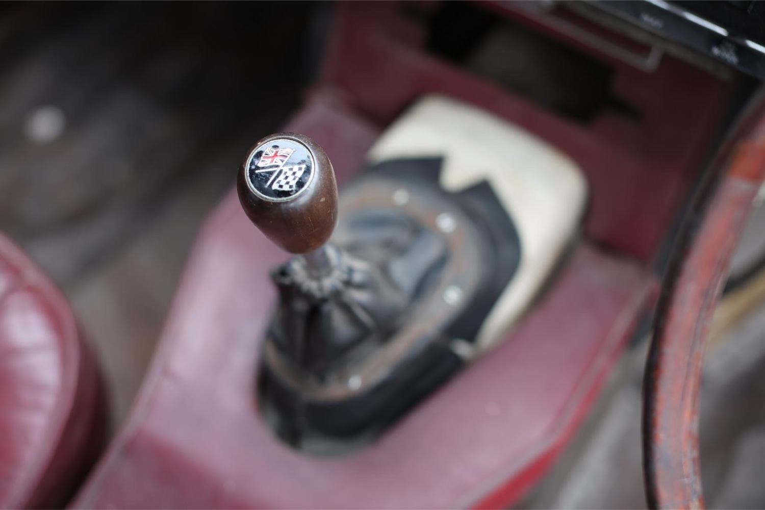 Used Jaguar E-Type 1965 for sale - 77364827: Photo 9