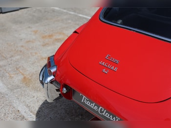 Used Jaguar E-Type 1967 for sale - 78970826: Photo