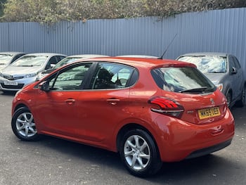 Used Peugeot 208 2015 for sale - 79620631: Photo