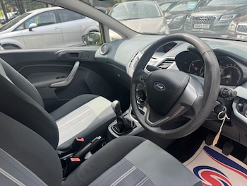 Used Ford Fiesta 2010 for sale - 78889078: Photo