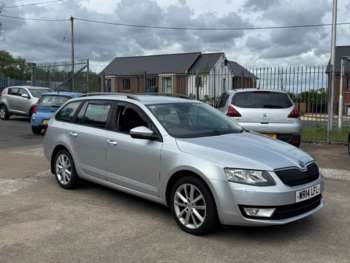 2014 (14) - 2.0 TDI CR Elegance 5dr GREAT SPEC + HISTORY
