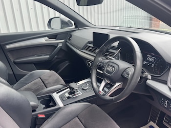 Used Audi Q5 2017 for sale - 78804111: Photo