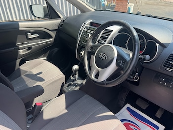 Used Kia Venga 2010 for sale - 78680515: Photo