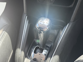 Used Peugeot 208 2014 for sale - 78964975: Photo