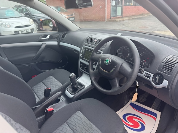 Used Skoda Octavia 2011 for sale - 75121179: Photo 4