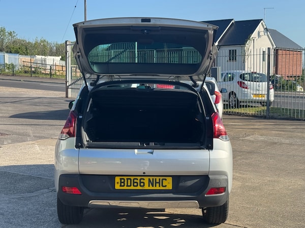 Used Peugeot 3008 2016 for sale - 75407217: Photo 16