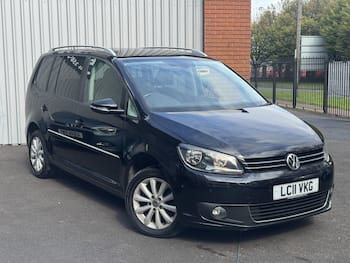 Used Volkswagen Touran 2011 for sale - 79872624: Photo