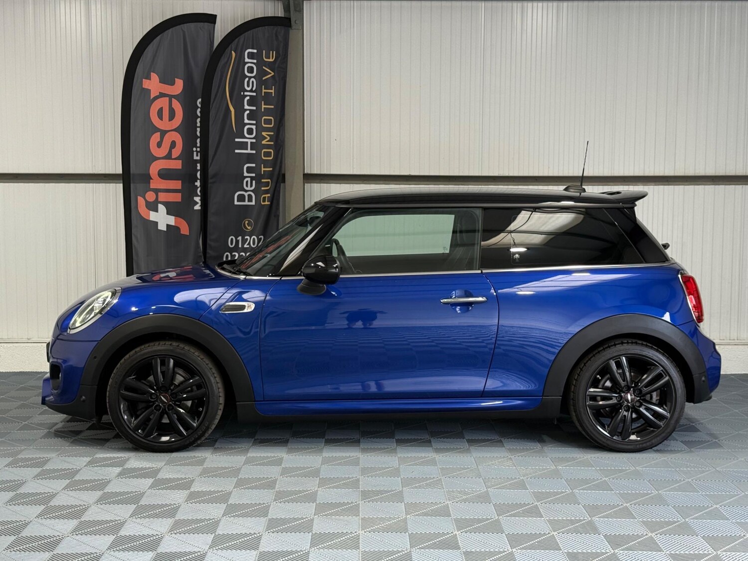 Used MINI Hatch 2018 for sale - 76549349: Photo 13