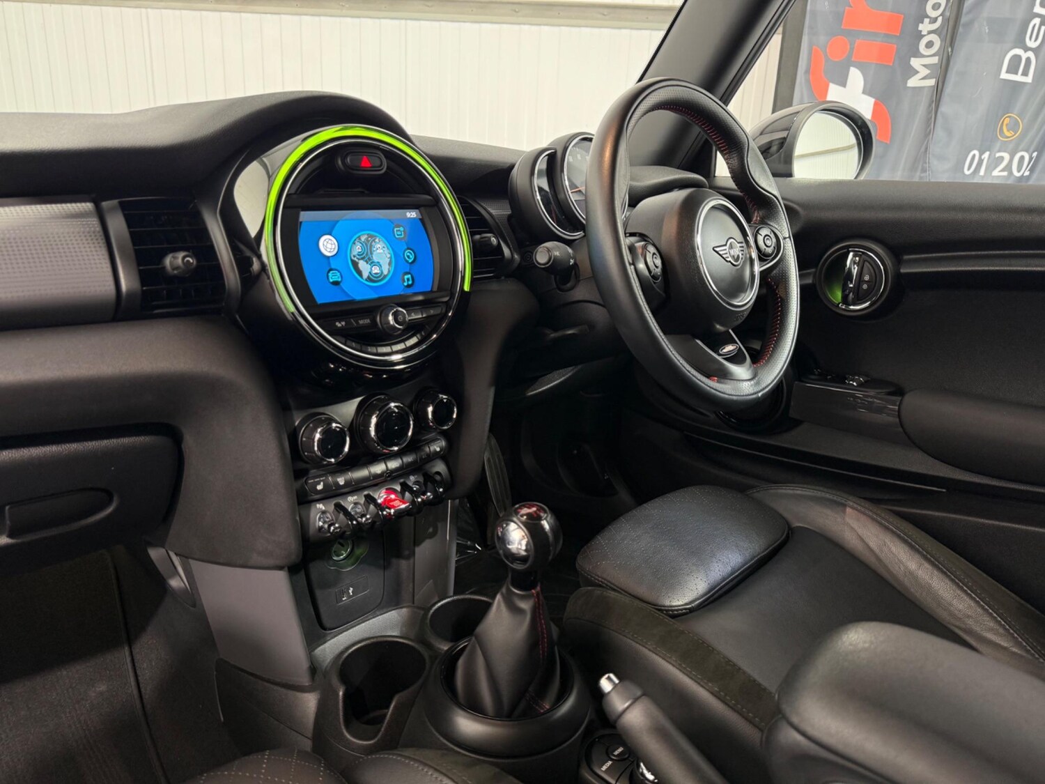 Used MINI Hatch 2018 for sale - 76549349: Photo 23