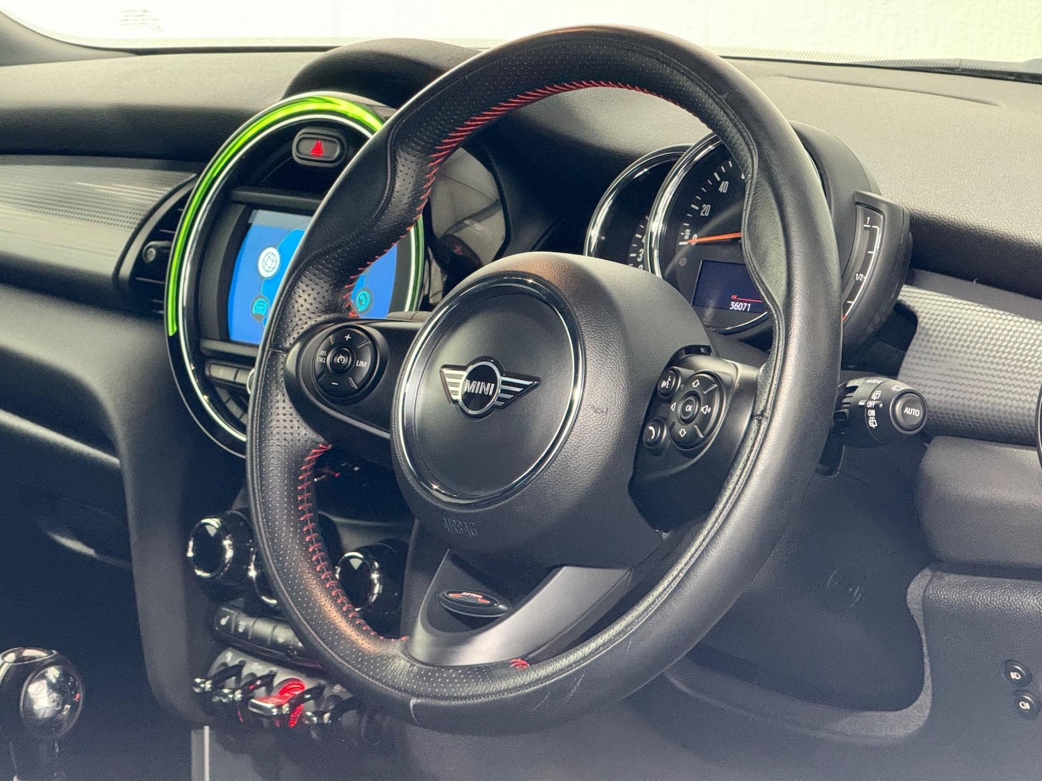 Used MINI Hatch 2018 for sale - 76549349: Photo 41