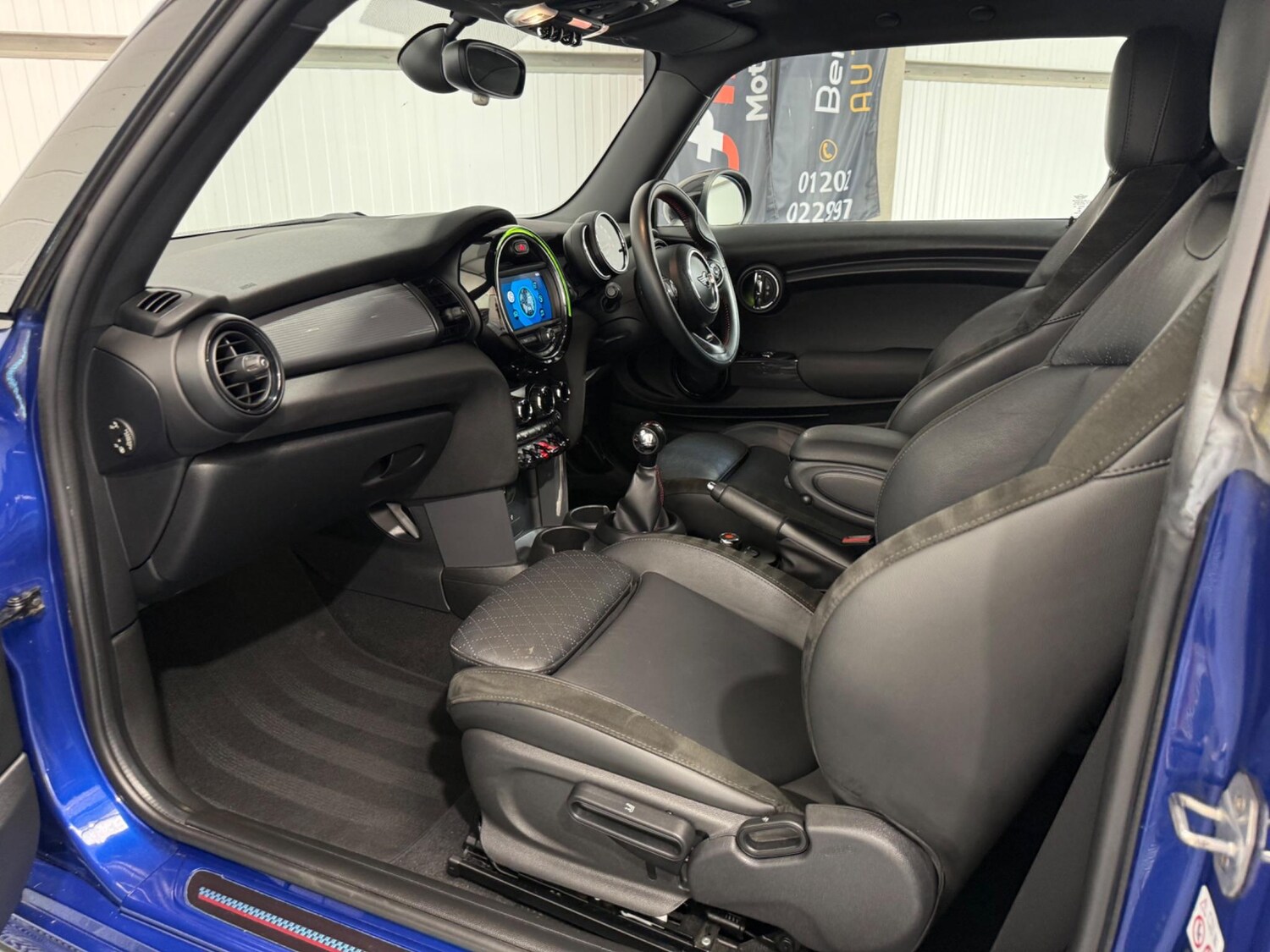 Used MINI Hatch 2018 for sale - 76549349: Photo 43