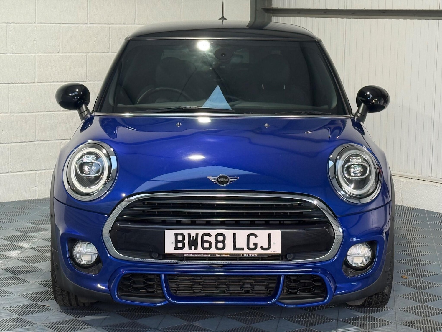 Used MINI Hatch 2018 for sale - 76549349: Photo 8