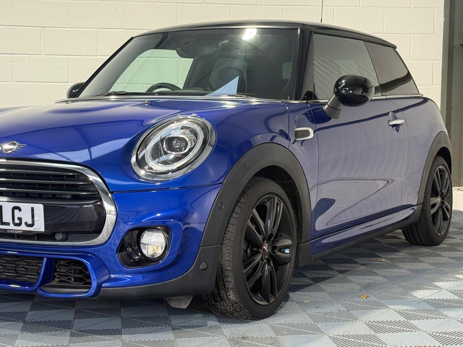 Used MINI Hatch 2018 for sale - 76549349: Photo 9