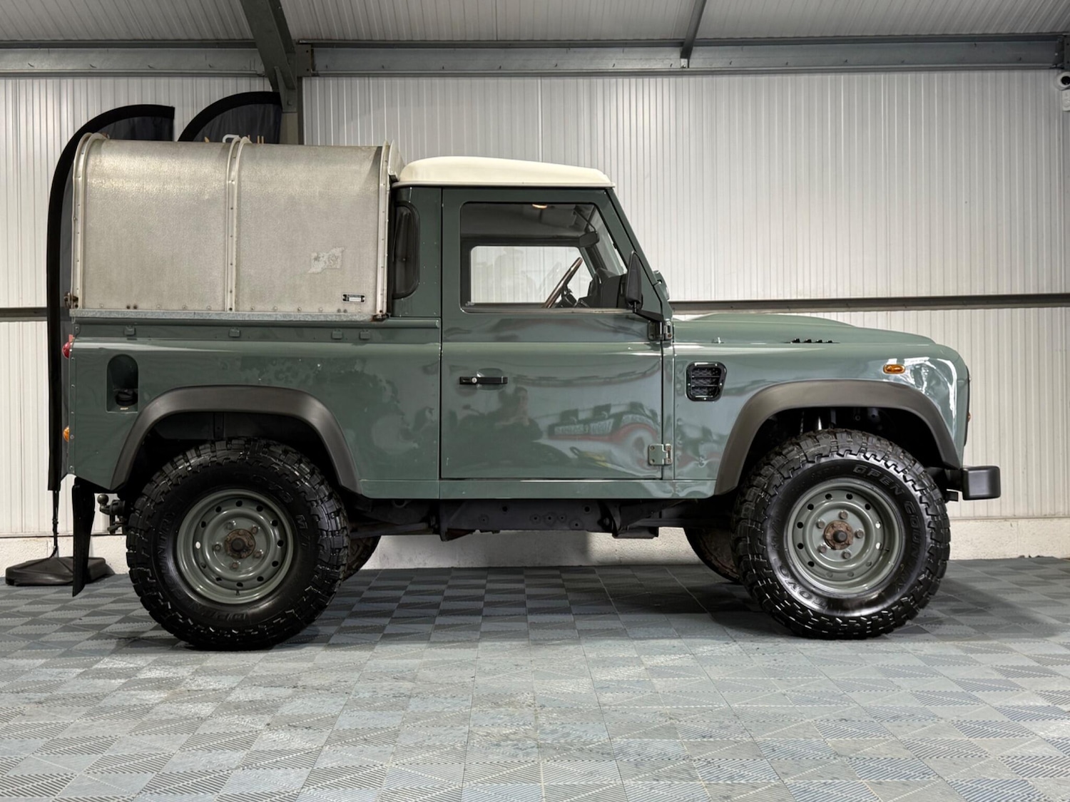 Used Land Rover Defender 90 2007 for sale - 77549380: Photo 27