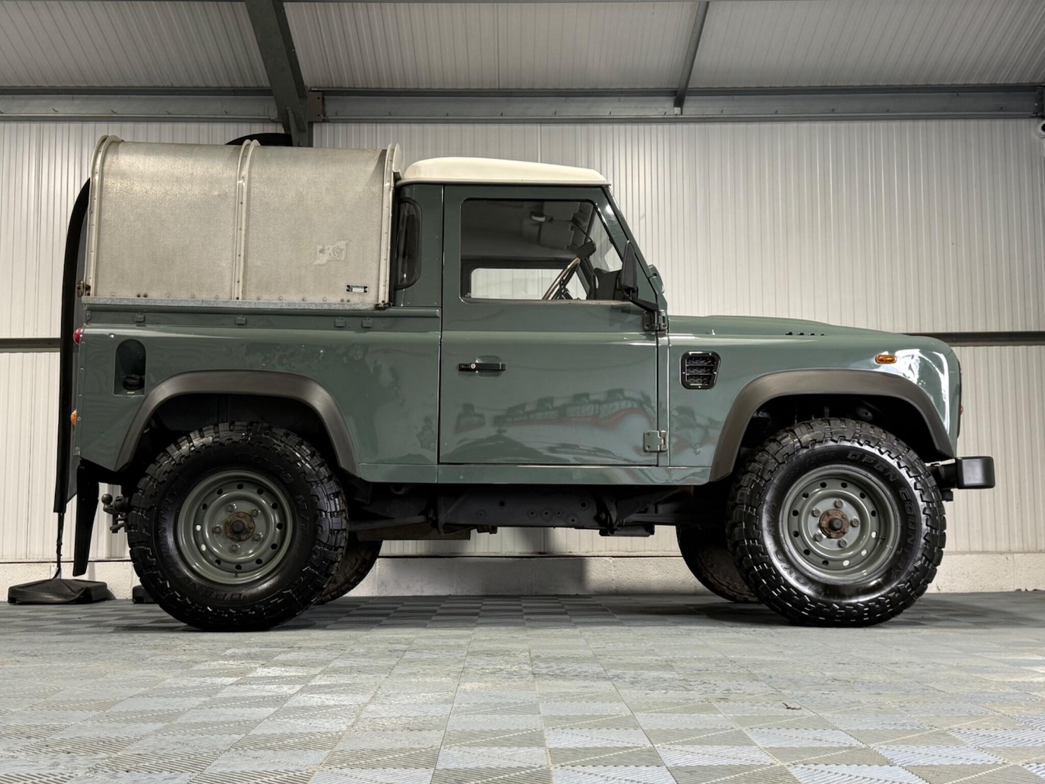 Used Land Rover Defender 90 2007 for sale - 77549380: Photo 28