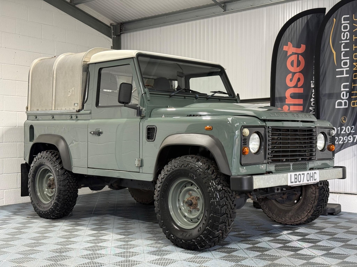 Used Land Rover Defender 90 2007 for sale - 77549380: Photo 4