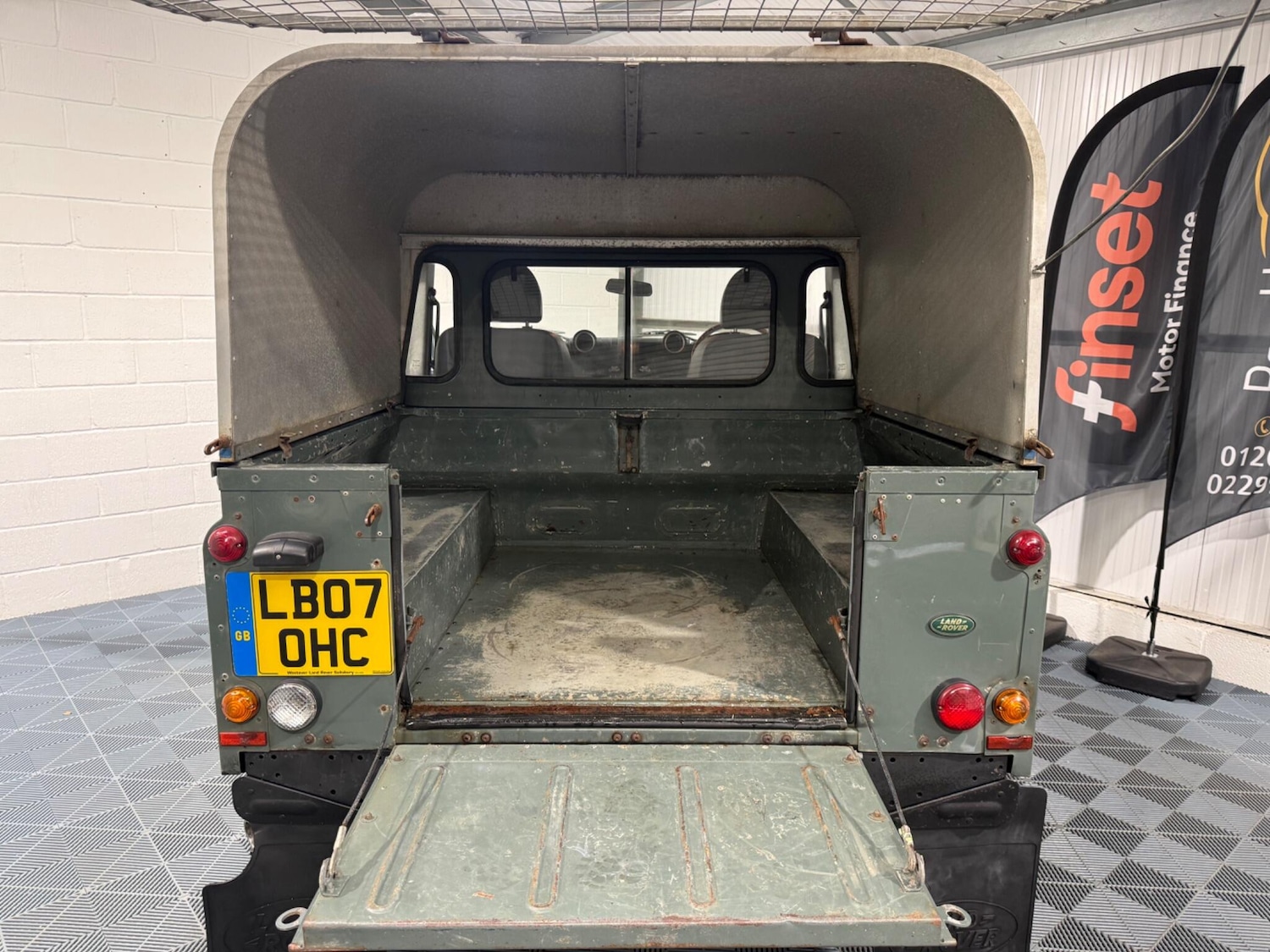 Used Land Rover Defender 90 2007 for sale - 77549380: Photo 41