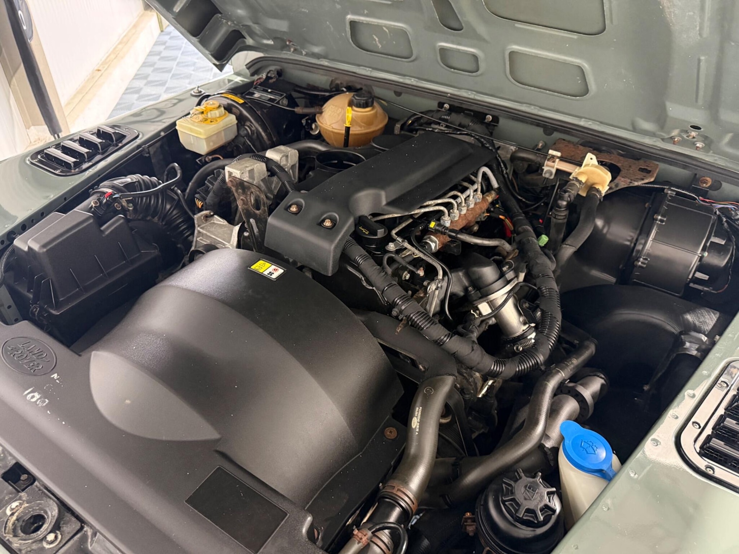 Used Land Rover Defender 90 2007 for sale - 77549380: Photo 8