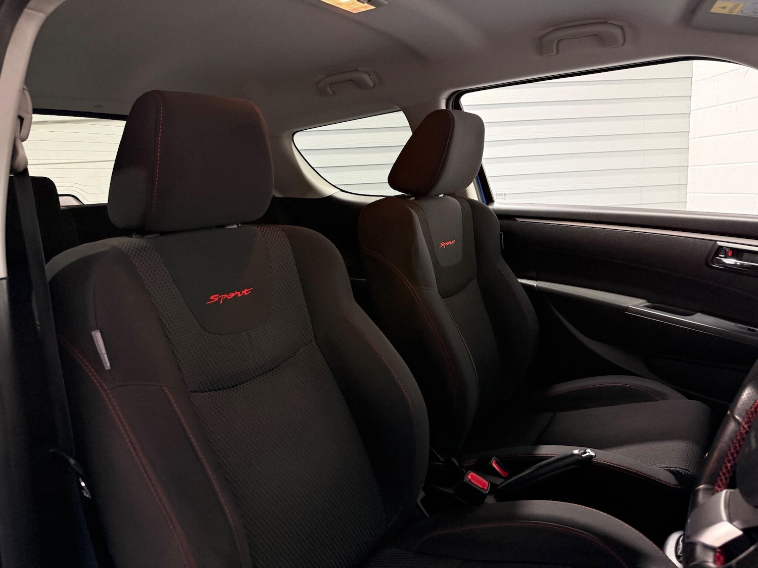 Used Suzuki Swift 2017 for sale - 77229976: Photo 36