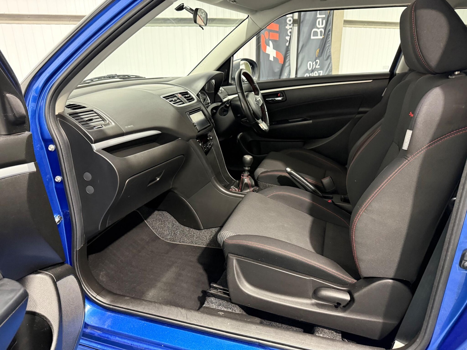 Used Suzuki Swift 2017 for sale - 77229976: Photo 53