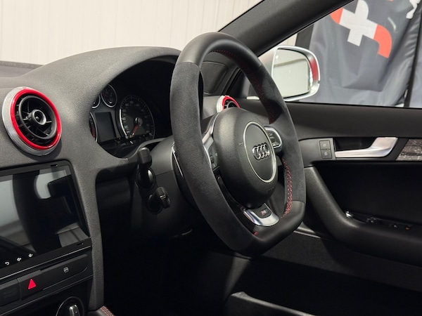 Used Audi RS3 2012 for sale - 76214441: Photo 44