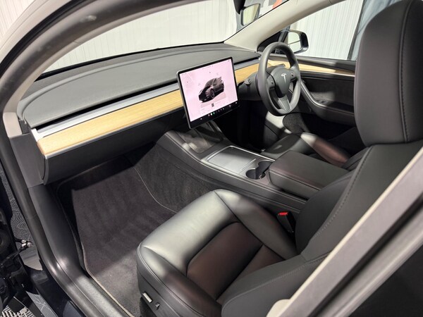 Used Tesla Model Y 2022 for sale - 76283759: Photo 52