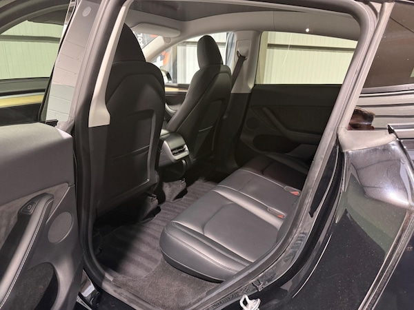 Used Tesla Model Y 2022 for sale - 76283759: Photo 58