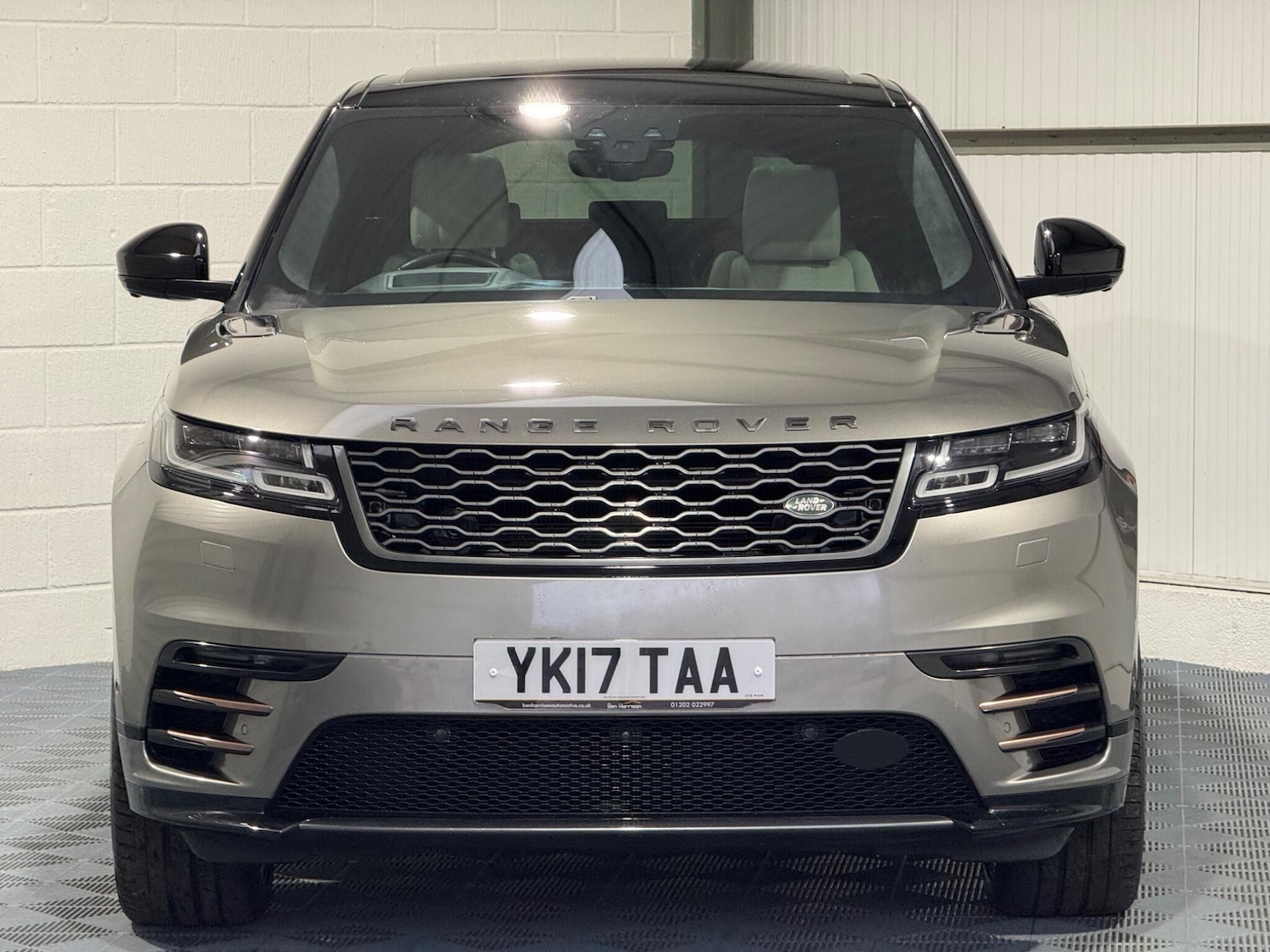 Used Land Rover Range Rover Velar 2017 for sale - 77016514: Photo 10
