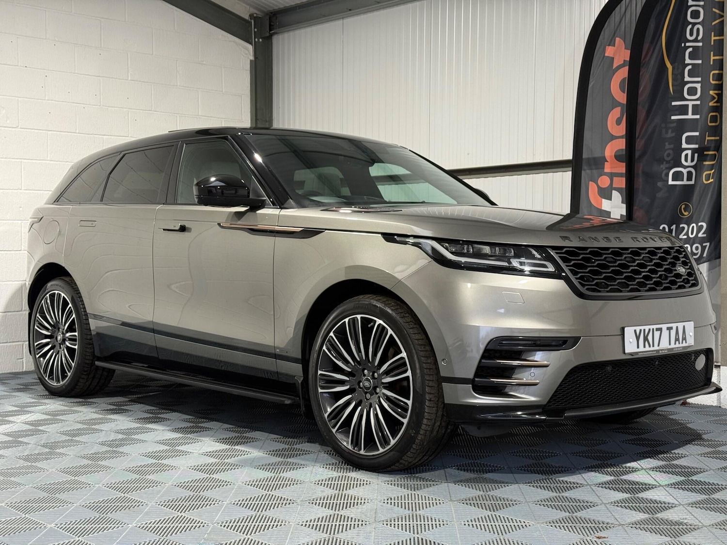 Used Land Rover Range Rover Velar 2017 for sale - 77016514: Photo 7